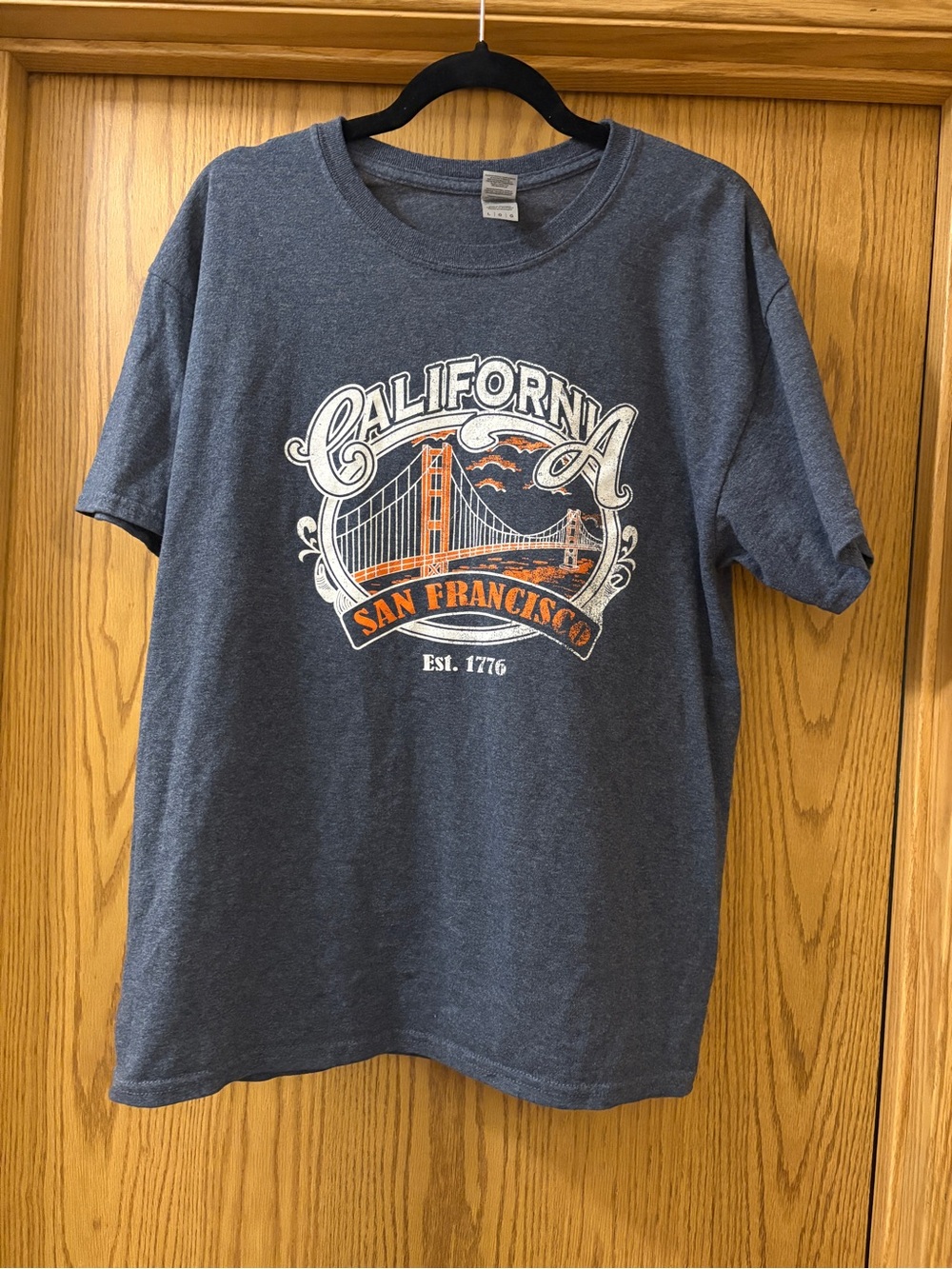 Gildan Navy Graphic California San Francisco Tee